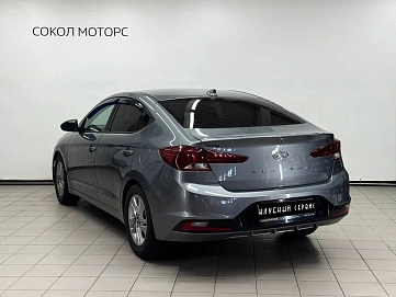 Hyundai Elantra, 2018г, передний привод, автомат