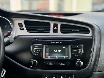 Kia Ceed, 2013г, передний привод, автомат