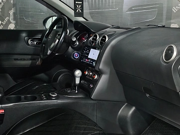 Nissan Qashqai, 2013г, передний привод, вариатор