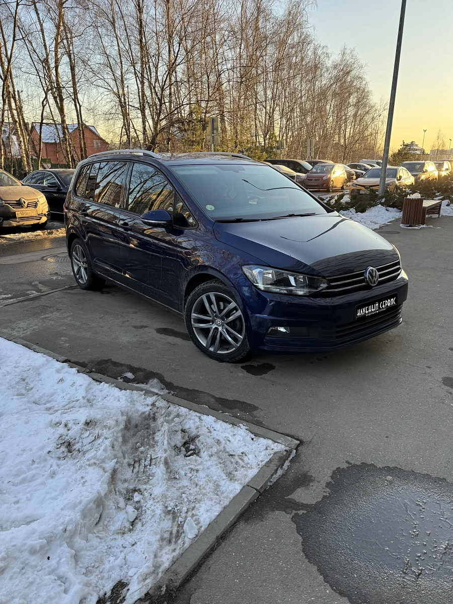 Volkswagen Touran, 2019г., передний привод, робот
