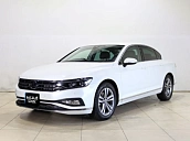 Volkswagen Passat, 2022г., передний привод, робот