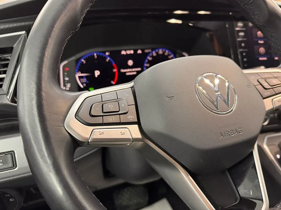 Volkswagen Multivan, 2022г., полный привод, робот