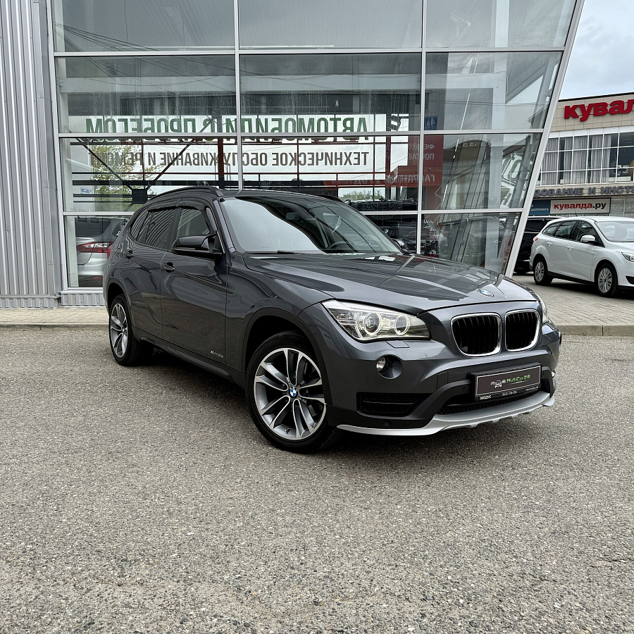 BMW , 2012г., передний привод, автомат