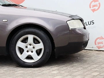 Audi A6, 1999г, передний привод, механика