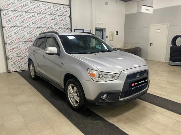 Mitsubishi ASX, 2011г., передний привод, вариатор