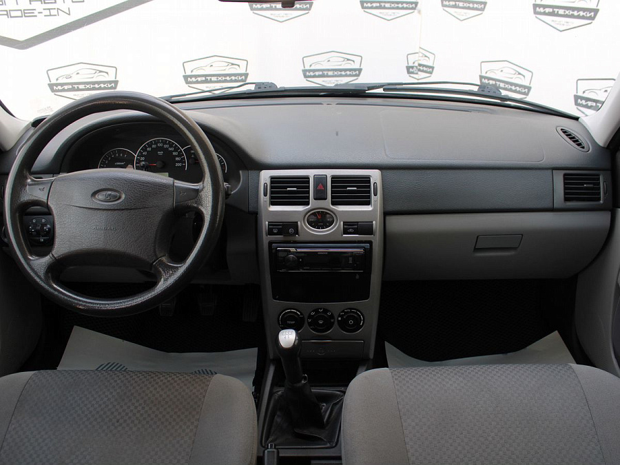 Lada (ВАЗ) , 2012г., передний привод, механика