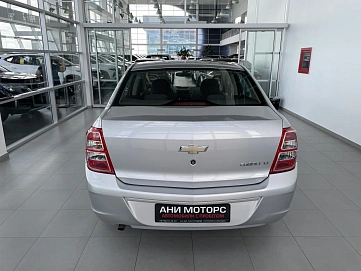 Chevrolet Cobalt, 2013г, передний привод, механика
