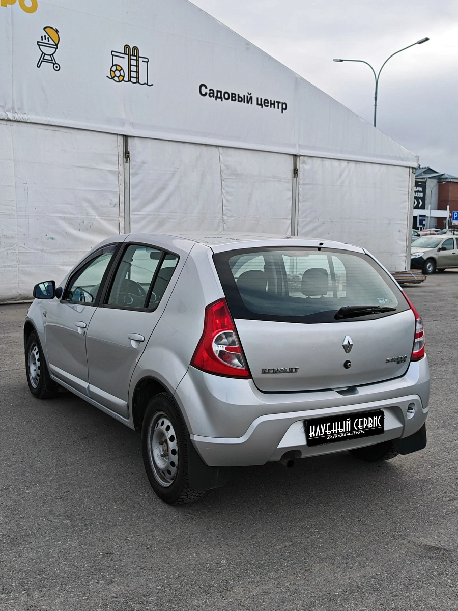 Renault Sandero, 2012г., передний привод, механика