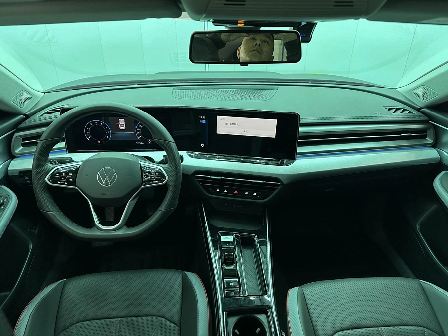 Volkswagen Lamando, 2022г., передний привод, робот