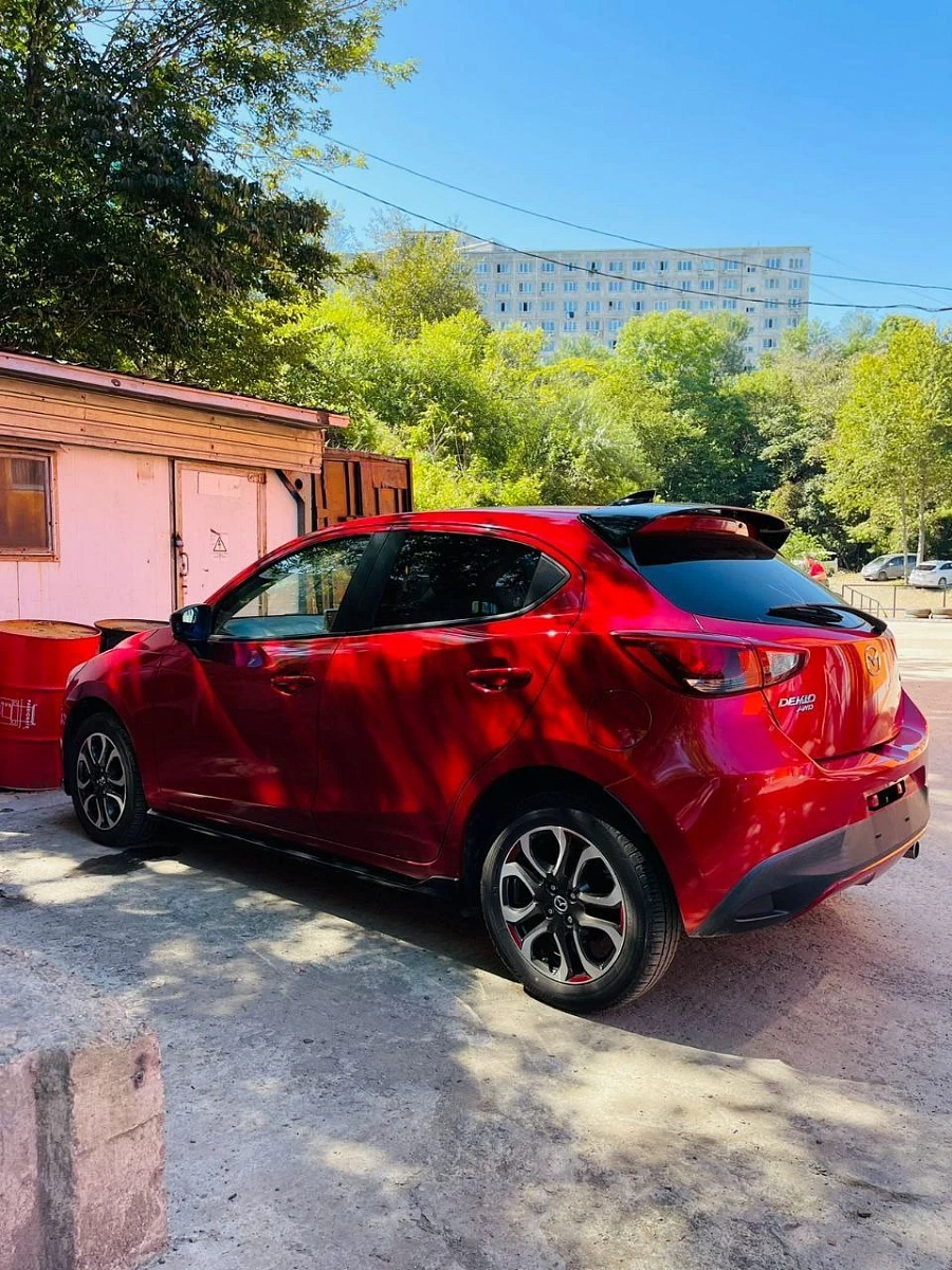 Mazda Demio, 2015г., полный привод, автомат