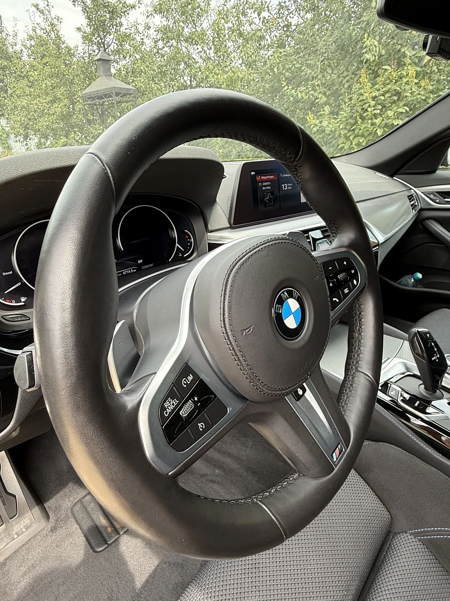 BMW 5 серии, 2020г., полный привод, автомат