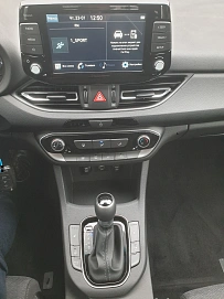 Hyundai i30, 2023г, передний привод, автомат