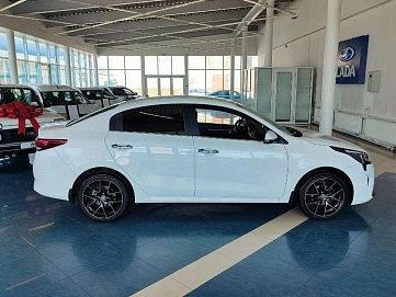 Kia Rio, 2021г, передний привод, автомат