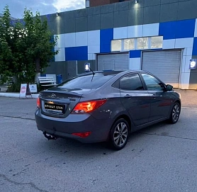 Hyundai Solaris, 2015г, передний привод, автомат