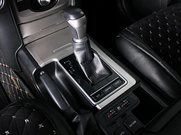 Toyota Land Cruiser Prado, 2021г., полный привод, автомат