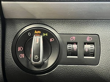 Volkswagen Touran, 2007г, передний привод, робот