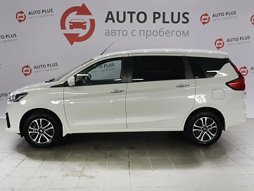 Suzuki Ertiga, 2022г, передний привод, автомат