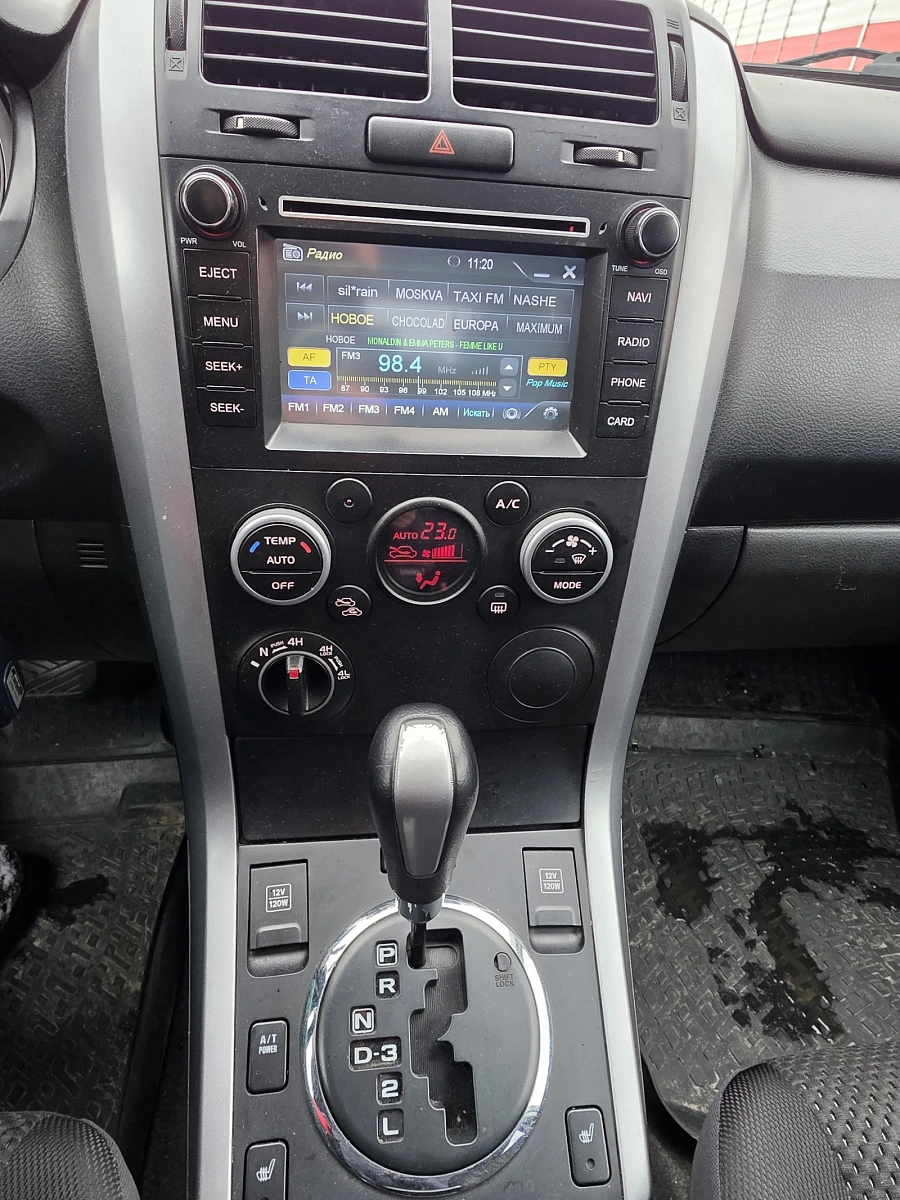 Suzuki Grand Vitara, 2011г., полный привод, автомат