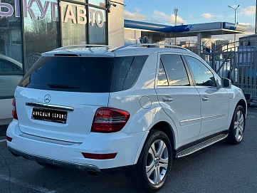 Mercedes-Benz M-Класс, 2011г, полный привод, автомат