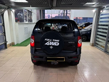 Chevrolet Niva, 2011г, полный привод, механика