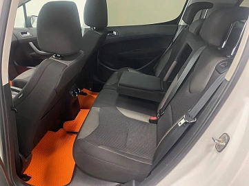 Peugeot 308, 2010г, передний привод, механика