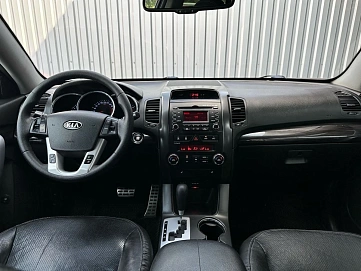 Kia Sorento, 2012г, полный привод, автомат