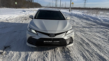 Toyota Camry, 2021г, передний привод, автомат