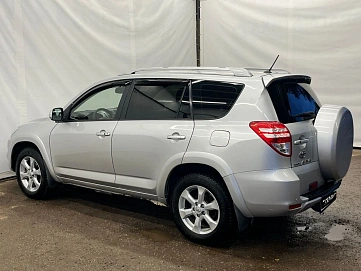 Toyota RAV4, 2010г, полный привод, автомат