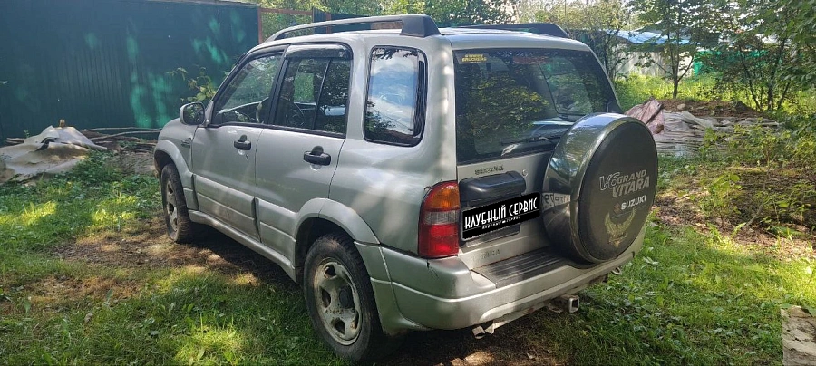 Suzuki Grand Vitara, 2001г., полный привод, автомат