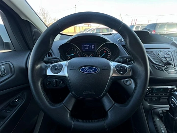 Ford Kuga, 2013г, передний привод, автомат