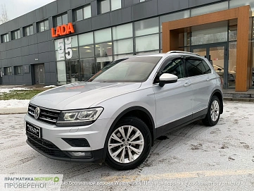 Volkswagen Tiguan, 2018г, передний привод, робот