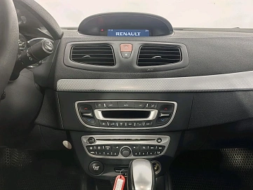 Renault Fluence, 2010г, передний привод, вариатор