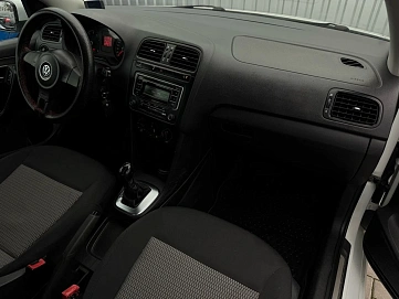 Volkswagen Polo, 2013г, передний привод, автомат