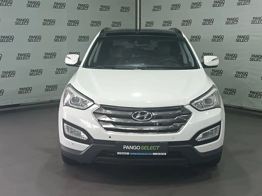 Hyundai Santa Fe, 2013г., передний привод, автомат