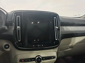 Volvo XC40, 2021г., полный привод, автомат