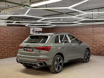 Audi Q3, 2025г, полный привод, робот