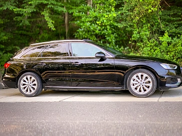 Audi A4, 2019г, полный привод, робот
