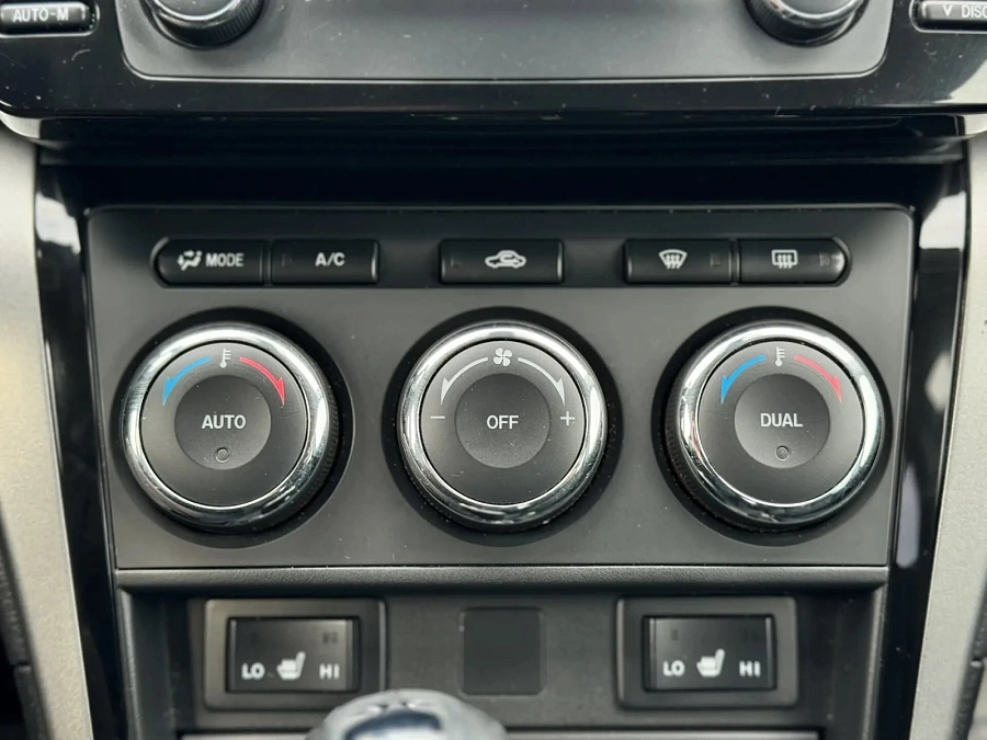 Mazda 6, 2011г., передний привод, автомат