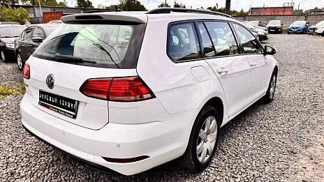 Volkswagen Golf, 2019г, передний привод, робот