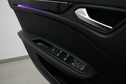 Renault Arkana, 2019г, передний привод, вариатор