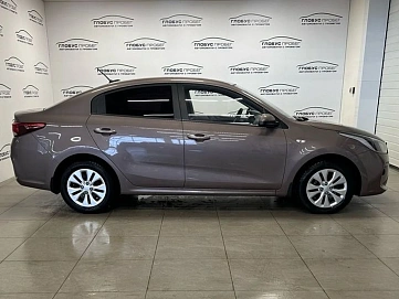 Kia Rio, 2018г, передний привод, автомат