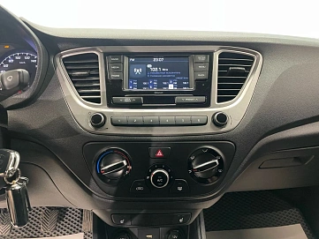 Hyundai Solaris, 2020г., передний привод, механика