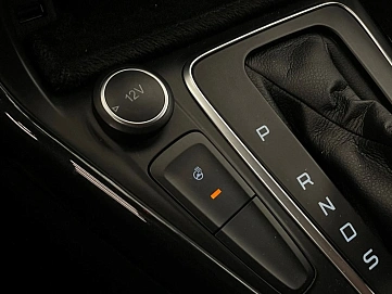 Ford Focus, 2017г, передний привод, робот