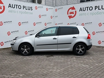 Volkswagen Golf, 2006г, передний привод, механика
