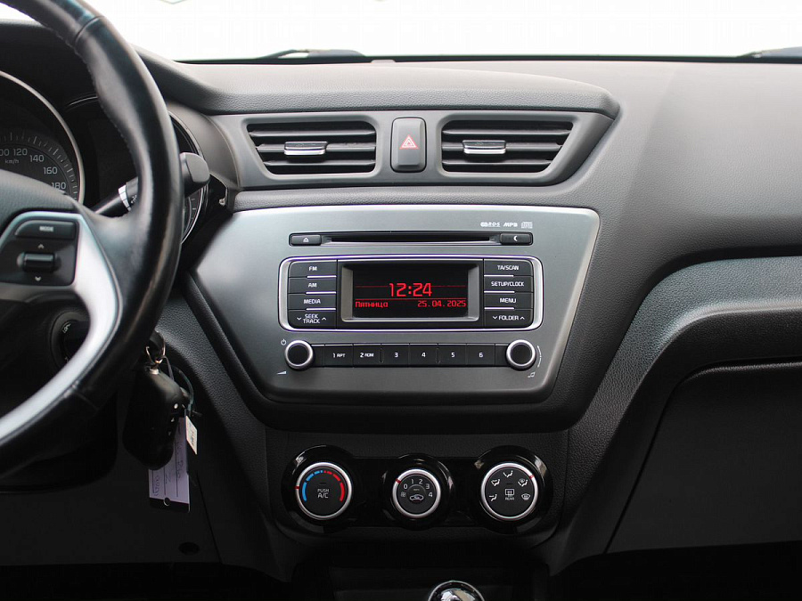 Kia Rio, 2015г., передний привод, автомат