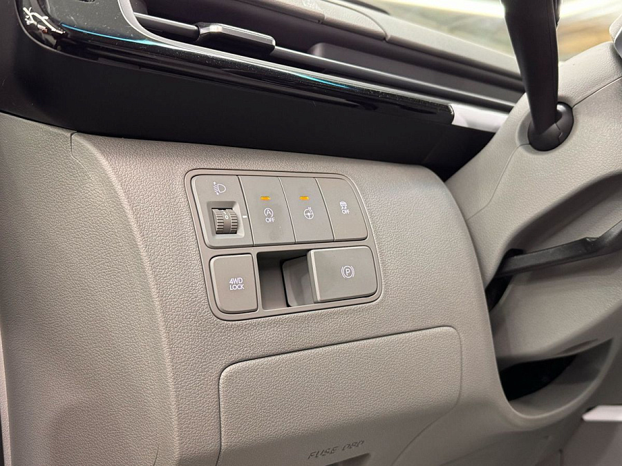 Hyundai Staria, 2023г., полный привод, автомат