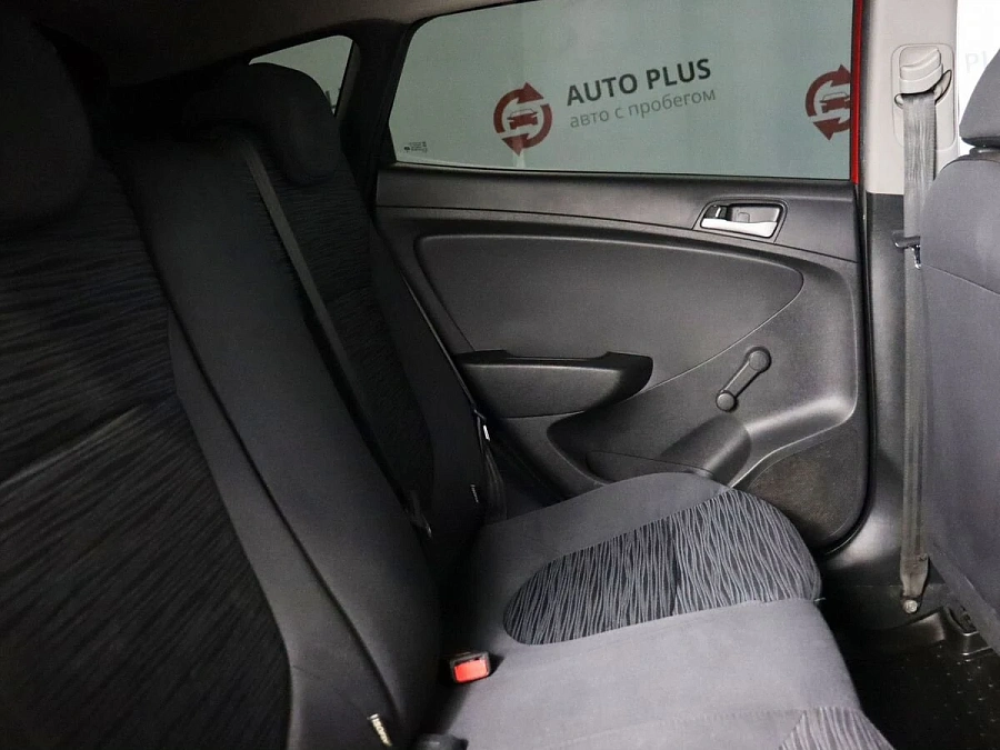 Hyundai Solaris, 2014г., передний привод, автомат