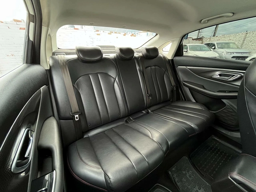 BAIC U5 Plus, 2023г., передний привод, автомат