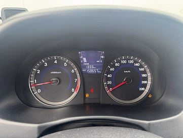 Hyundai Solaris, 2011г, передний привод, механика