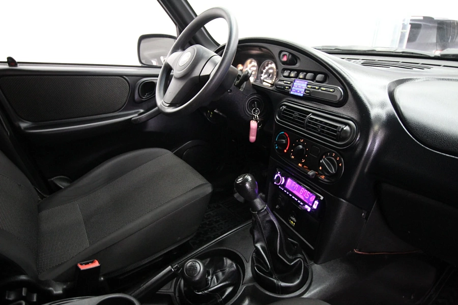 Chevrolet Niva, 2018г., полный привод, механика